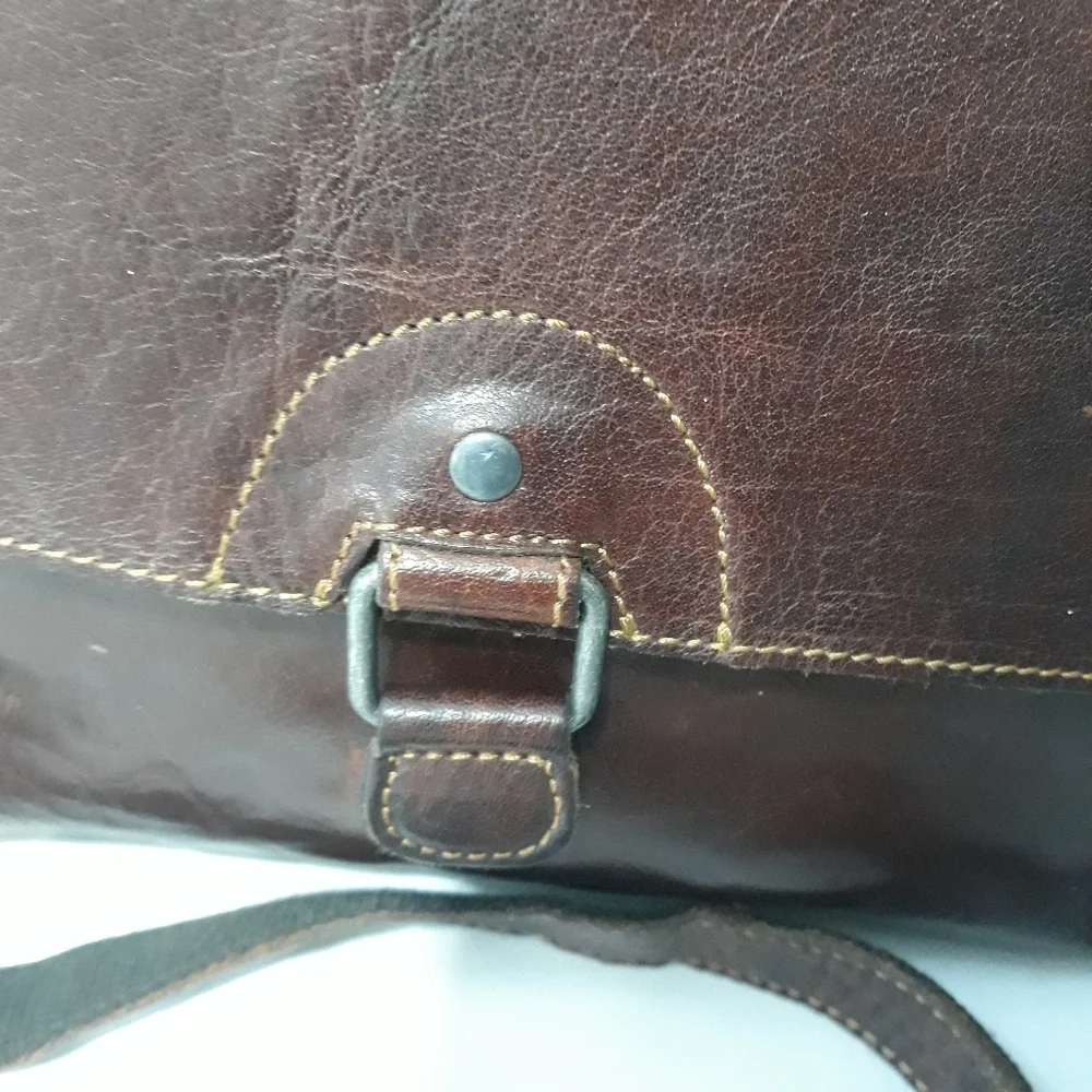 Jack Georges Vintage Genuine Leather Classic Brown Messenger/Crossbody Bag